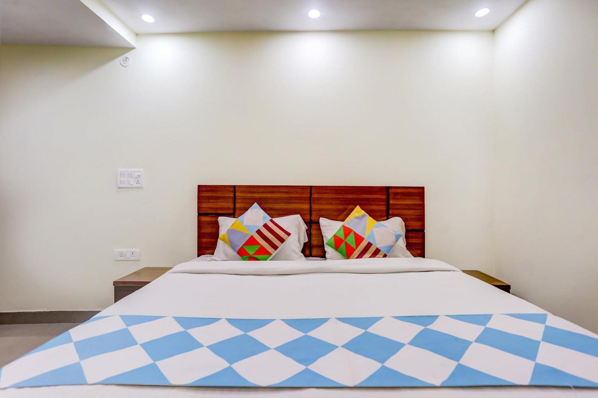 O Rs Residency 3* New Delhi